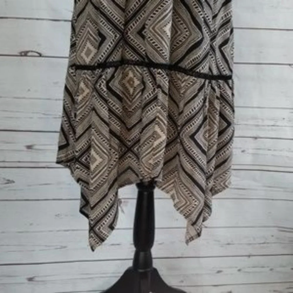 NWOT Xhilaration black/tan hankerchief dress - Picture 5 of 8